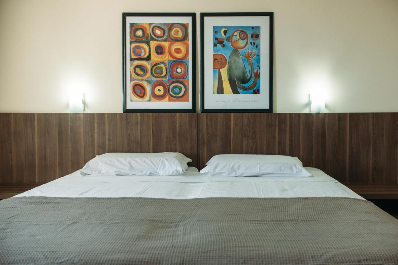 אלגרצ'י Hotel Cavera מראה חיצוני תמונה