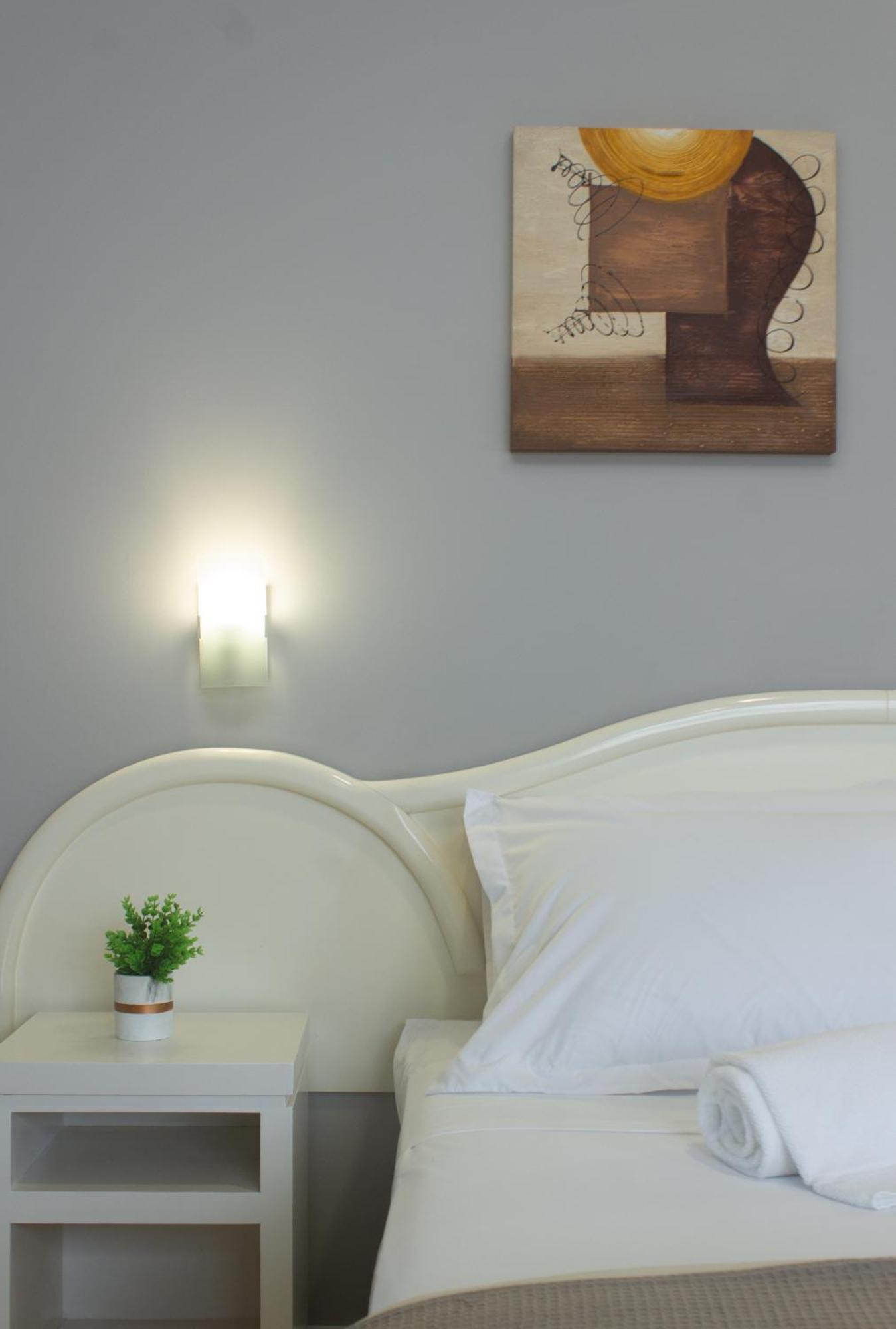 אלגרצ'י Hotel Cavera מראה חיצוני תמונה