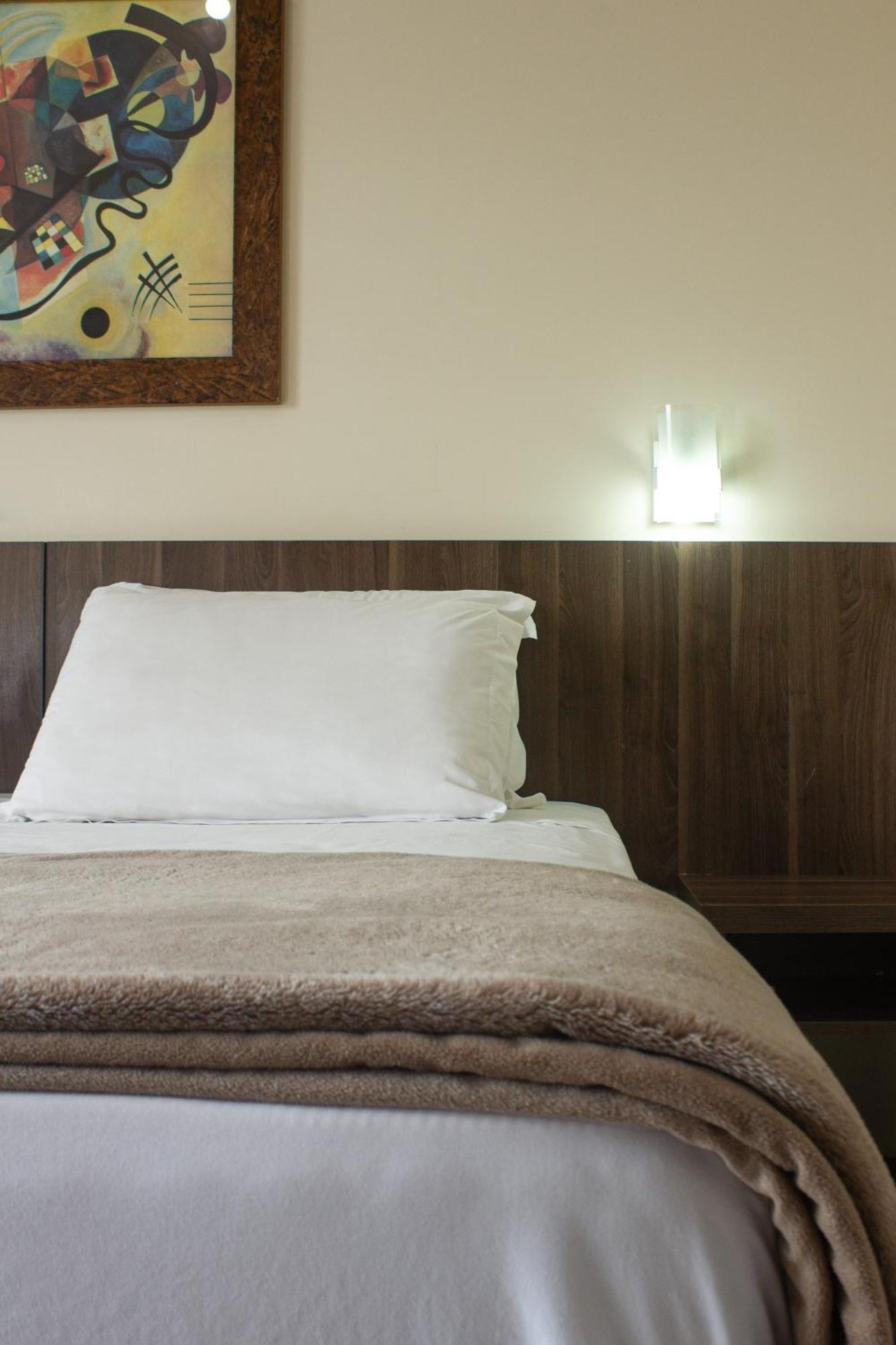 אלגרצ'י Hotel Cavera מראה חיצוני תמונה