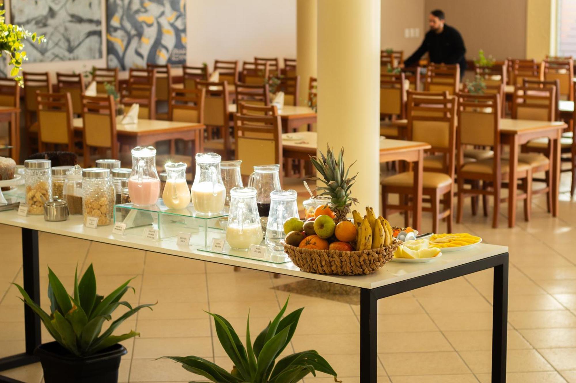 אלגרצ'י Hotel Cavera מראה חיצוני תמונה
