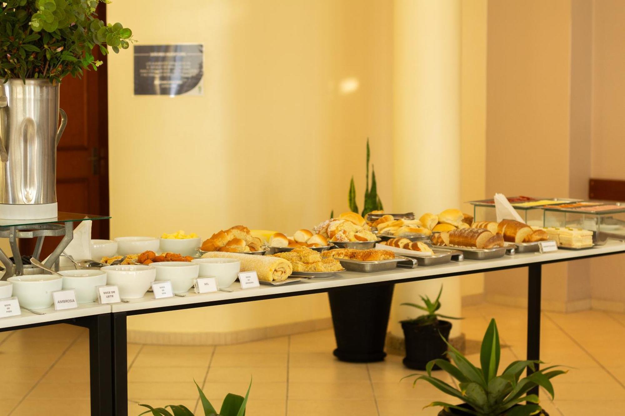 אלגרצ'י Hotel Cavera מראה חיצוני תמונה