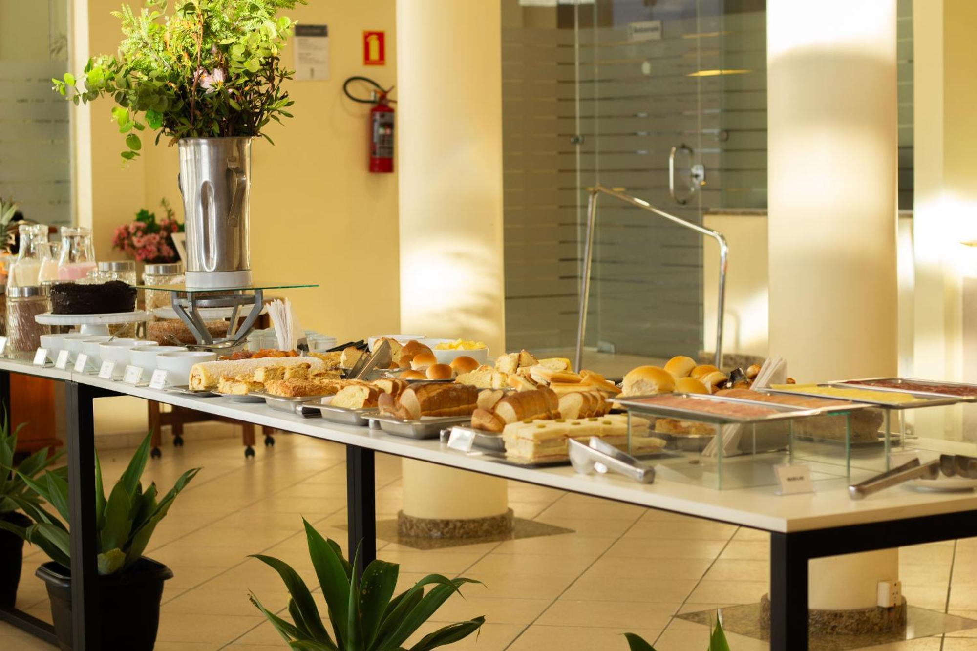 אלגרצ'י Hotel Cavera מראה חיצוני תמונה