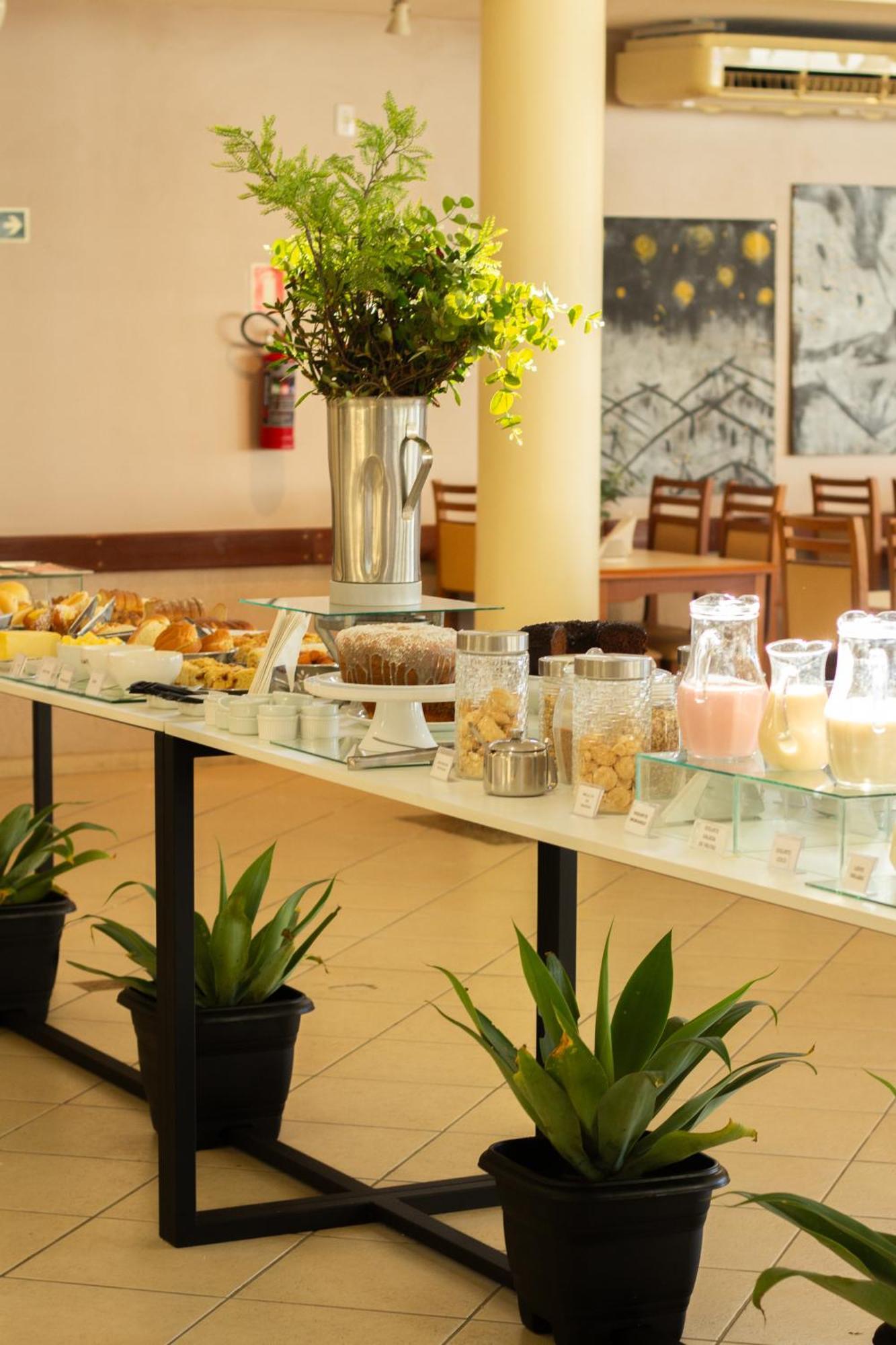 אלגרצ'י Hotel Cavera מראה חיצוני תמונה